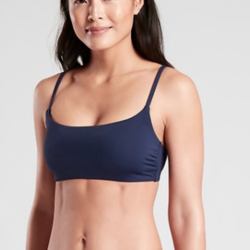 Athleta D-DD Scoop Bikini Top Medium NWOT